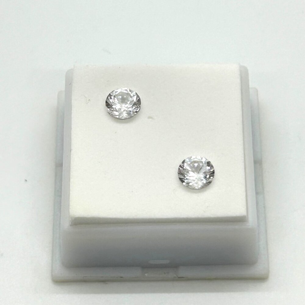 Lab Created White Sapphire Round Cut 6.5mm 2.50 CTW Gemstones For Jewelry Making - Picture 2 of 11